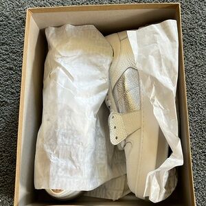 Steve Madden Joey white/silver sneakers